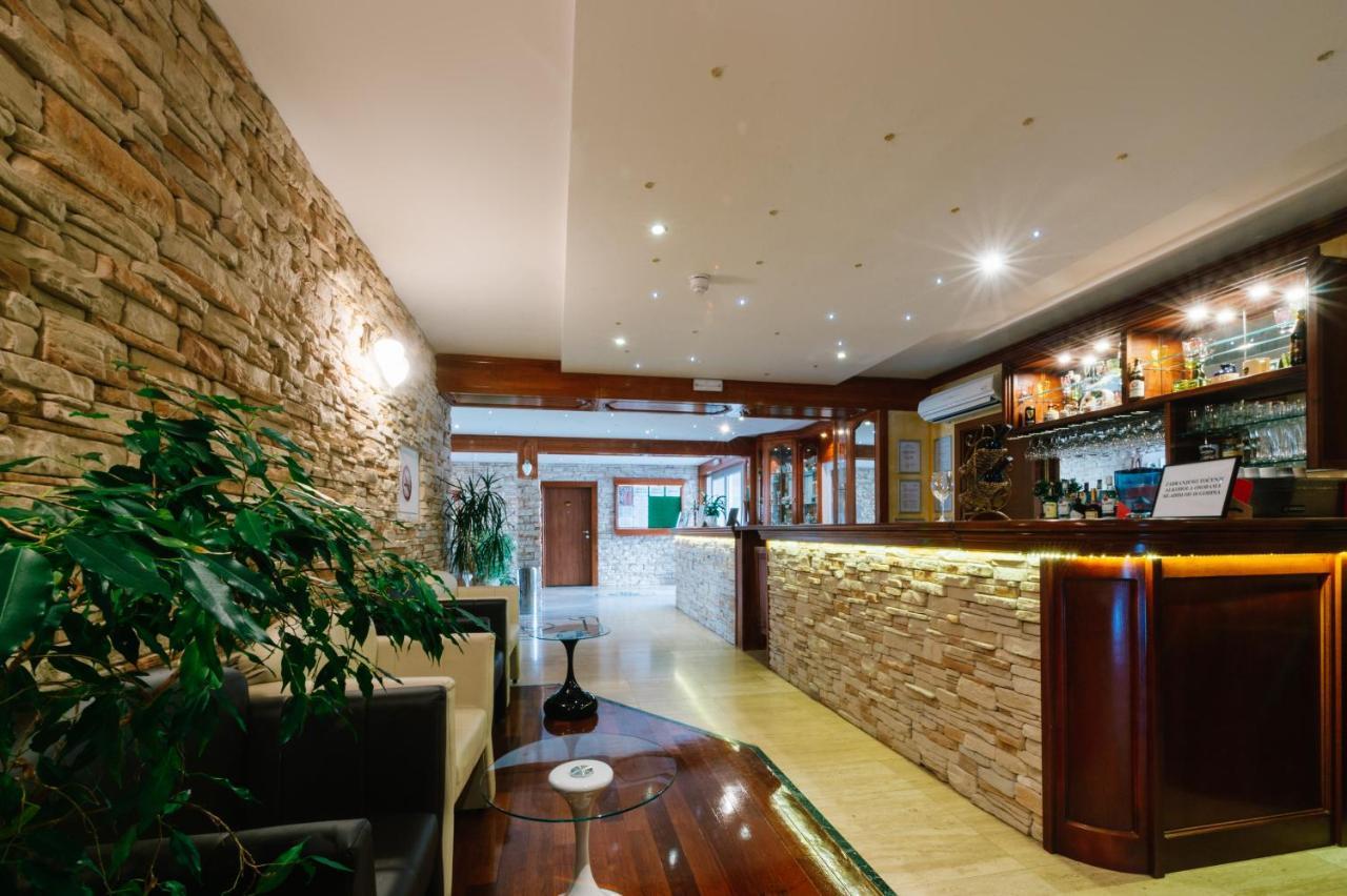 Irish House Medugorje Aparthotel Exterior photo
