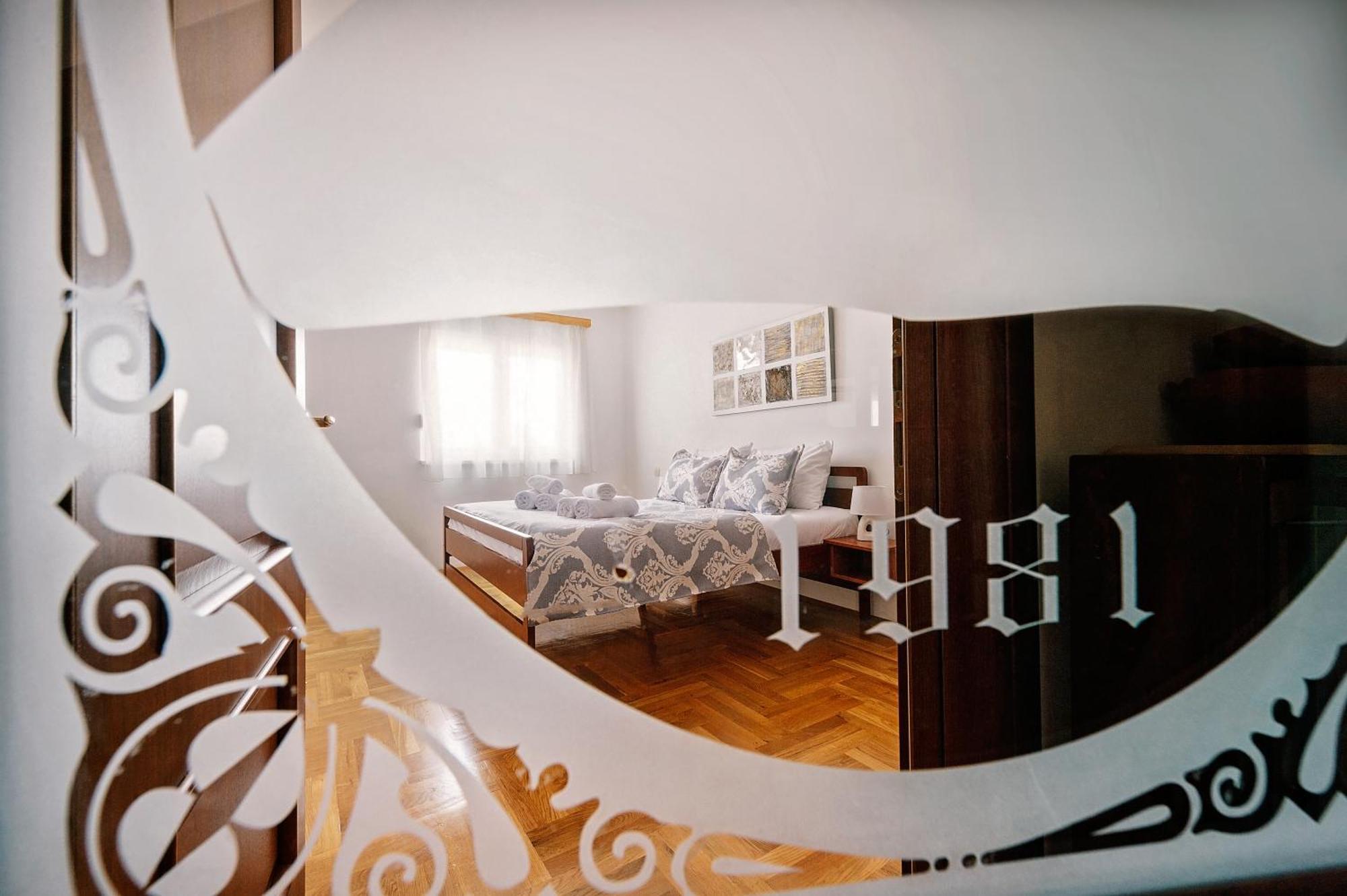 Irish House Medugorje Aparthotel Room photo