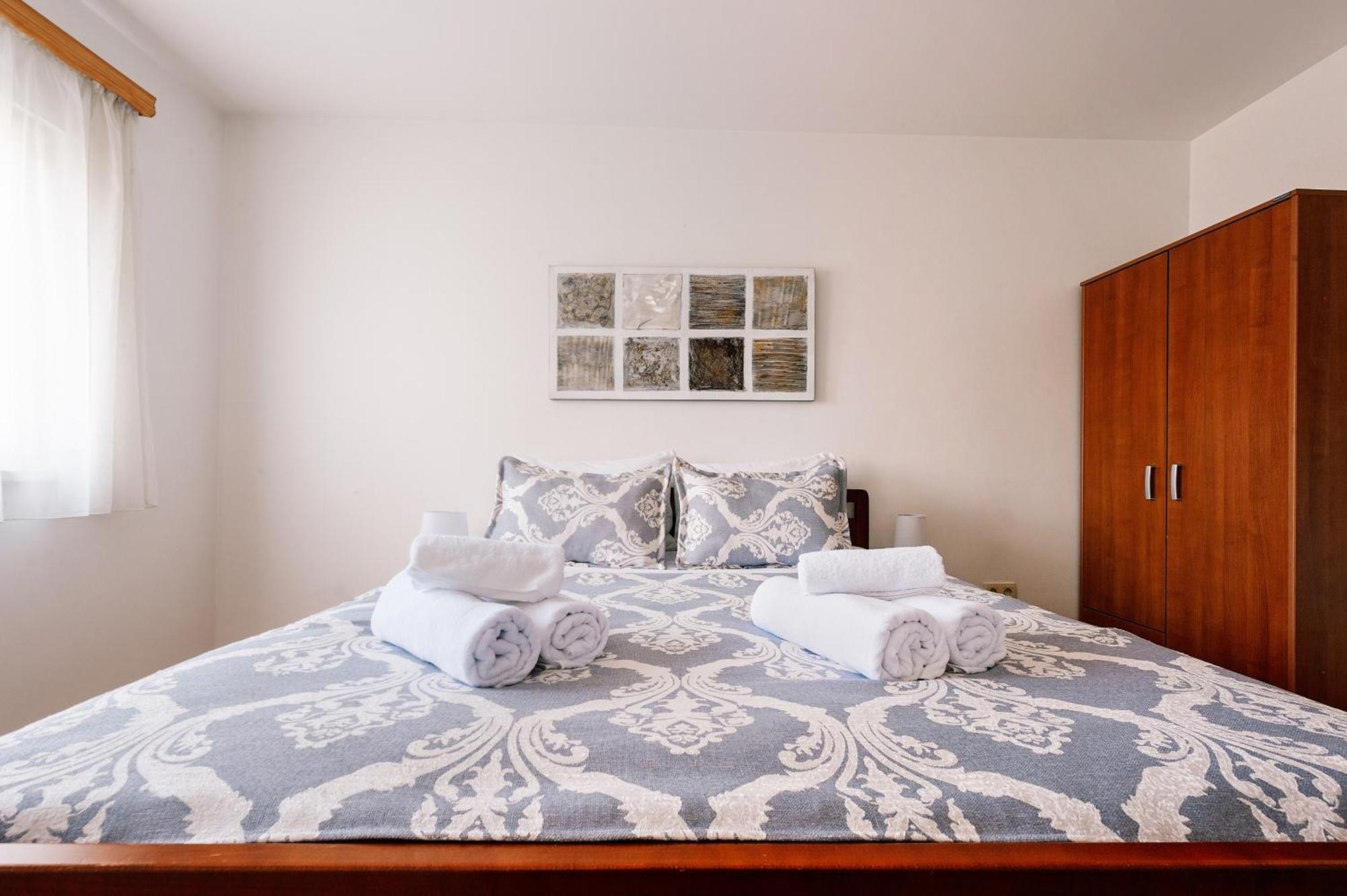 Irish House Medugorje Aparthotel Room photo